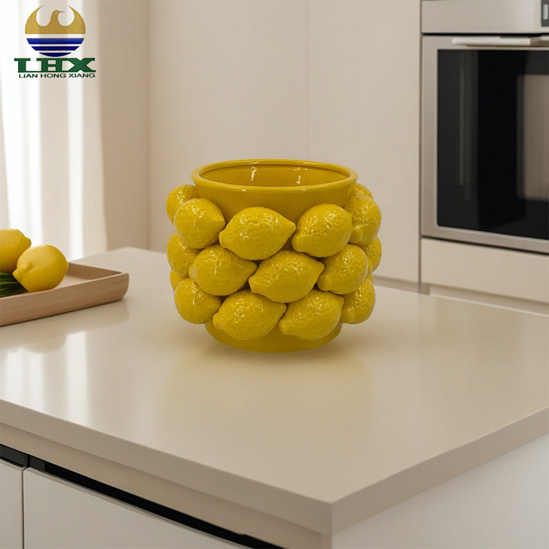 Customized Handmade Yellow Lemon Fruit Shape Modern Luxury Art Deco Design Vase for Home Decor Ceramic Vase